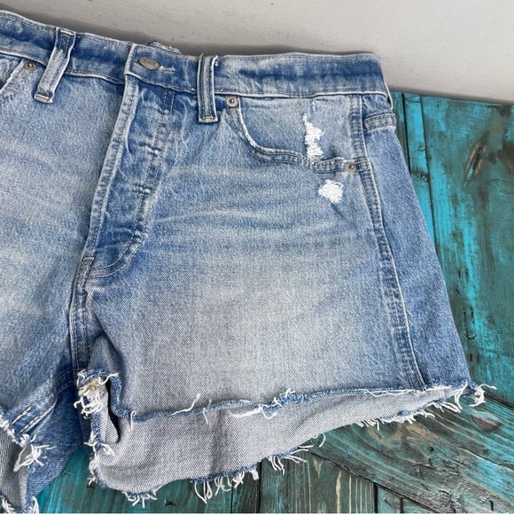 Gap High Rise Cheeky Distressed Denim Jean Shorts Size 29 Casual - Picture 5 of 13